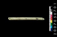 藏品(兩端帶穿玉棒)的圖片