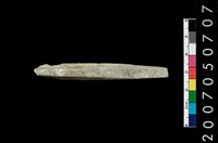 藏品(兩端帶穿玉棒)的圖片