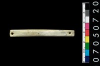 藏品(兩端帶穿玉棒)的圖片