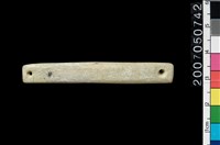 藏品(兩端帶穿玉棒)的圖片