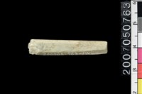 藏品(兩端帶穿玉棒)的圖片