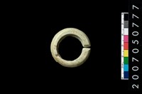 藏品(環狀玦形耳飾)的圖片