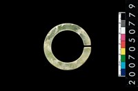 藏品(環狀玦形耳飾)的圖片