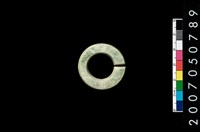 藏品(環狀玦形耳飾)的圖片