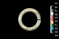 藏品(環狀玦形耳飾)的圖片