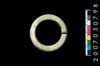 藏品(環狀玦形耳飾)的圖片