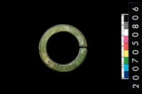 藏品(環狀玦形耳飾)的圖片