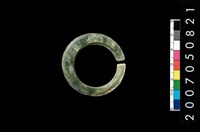 藏品(環狀玦形耳飾)的圖片