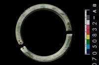 藏品(環狀玦形耳飾)的圖片