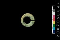 藏品(環狀玦形耳飾)的圖片