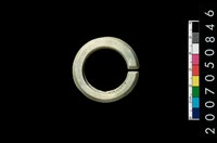 藏品(環狀玦形耳飾)的圖片