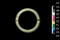 藏品(環狀玦形耳飾)的圖片