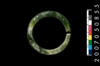 藏品(環狀玦形耳飾)的圖片