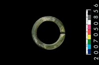 藏品(環狀玦形耳飾)的圖片