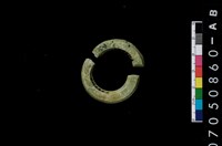 藏品(環狀玦形耳飾)的圖片