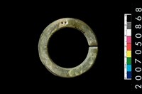 藏品(環狀玦形耳飾)的圖片