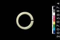 藏品(環狀玦形耳飾)的圖片