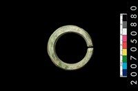 藏品(環狀玦形耳飾)的圖片