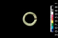 藏品(環狀玦形耳飾)的圖片