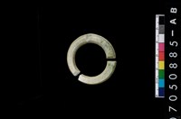 藏品(環狀玦形耳飾)的圖片