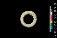 藏品(環狀玦形耳飾)的圖片