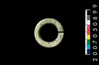 藏品(環狀玦形耳飾)的圖片