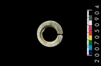 藏品(環狀玦形耳飾)的圖片