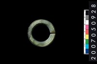 藏品(環狀玦形耳飾)的圖片