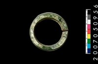 藏品(環狀玦形耳飾)的圖片