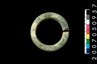 藏品(環狀玦形耳飾)的圖片