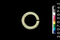 藏品(環狀玦形耳飾)的圖片