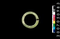 藏品(環狀玦形耳飾)的圖片