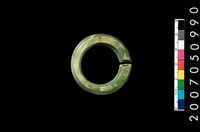 藏品(環狀玦形耳飾)的圖片