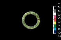 藏品(環狀玦形耳飾)的圖片