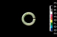 藏品(環狀玦形耳飾)的圖片