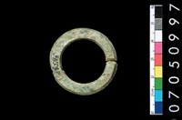 藏品(環狀玦形耳飾)的圖片