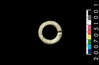 藏品(環狀玦形耳飾)的圖片