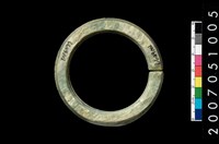 藏品(環狀玦形耳飾)的圖片