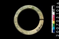 藏品(環狀玦形耳飾)的圖片