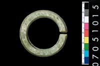 藏品(環狀玦形耳飾)的圖片