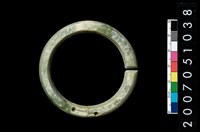 藏品(環狀玦形耳飾)的圖片