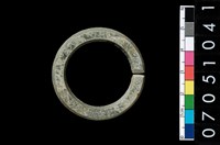 藏品(環狀玦形耳飾)的圖片