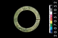 藏品(環狀玦形耳飾)的圖片