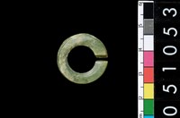 藏品(環狀玦形耳飾)的圖片