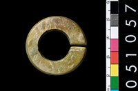 藏品(環狀玦形耳飾)的圖片