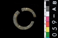 藏品(環狀玦形耳飾)的圖片