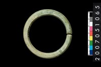 藏品(環狀玦形耳飾)的圖片