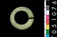 藏品(環狀玦形耳飾)的圖片