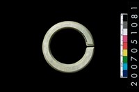 藏品(環狀玦形耳飾)的圖片