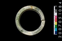 藏品(環狀玦形耳飾)的圖片